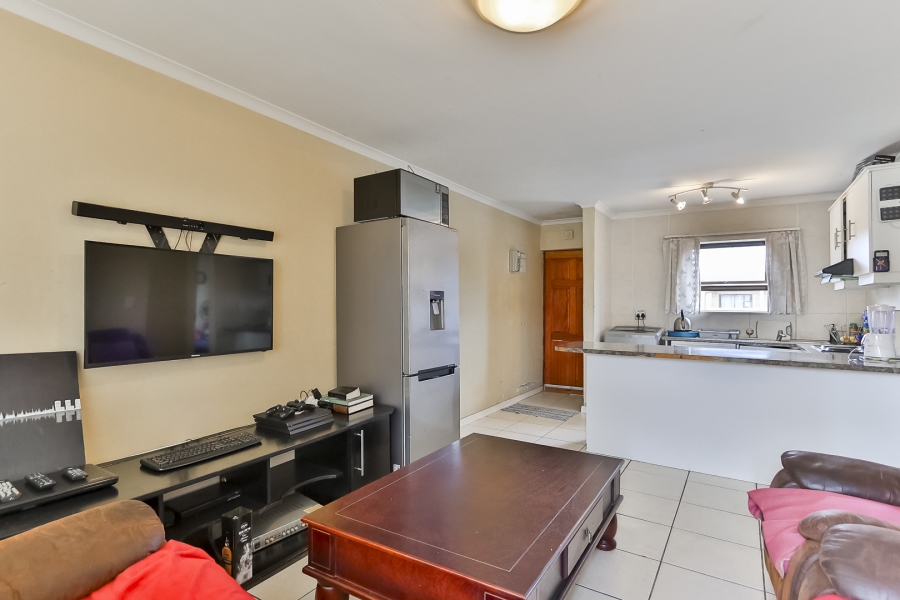 2 Bedroom Property for Sale in Guldenland Western Cape